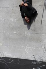 Au pied du mur 12 * 5616 x 3744 * (5.81MB)